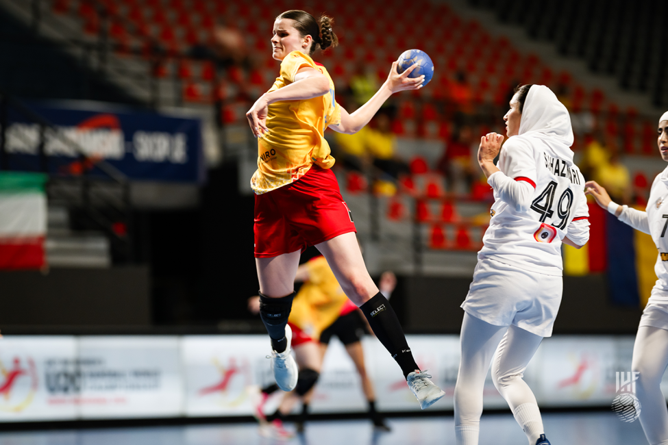 Romania player shooting