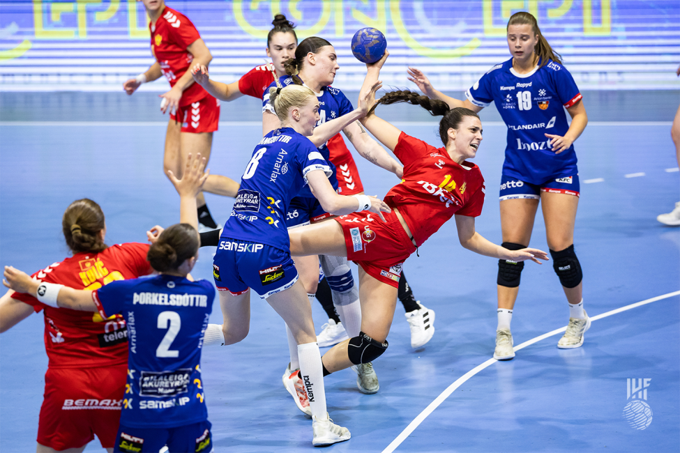 Iceland vs Montenegro