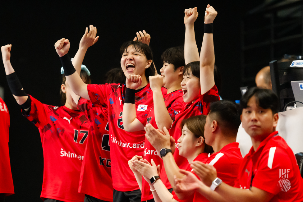 Republic of Korea players celebrating