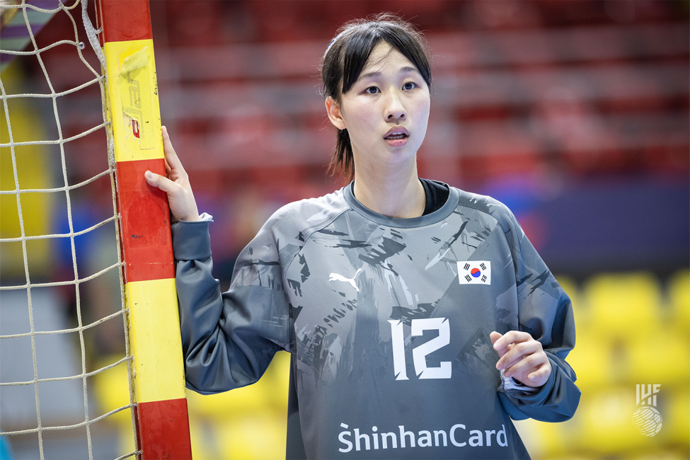 Korea goalkeeper
