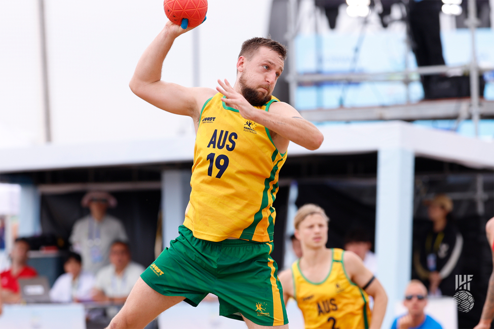 Australia player shooting