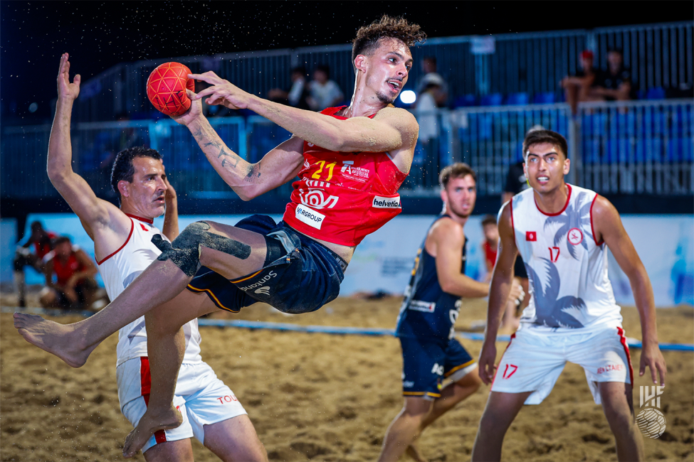 Spain player shooting