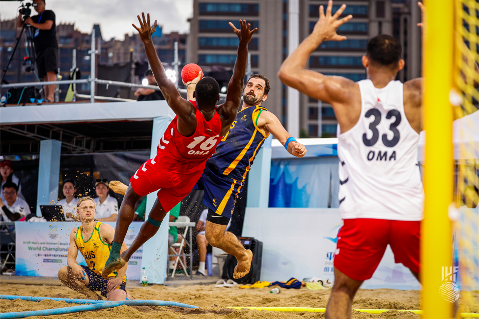 Australia player shooting