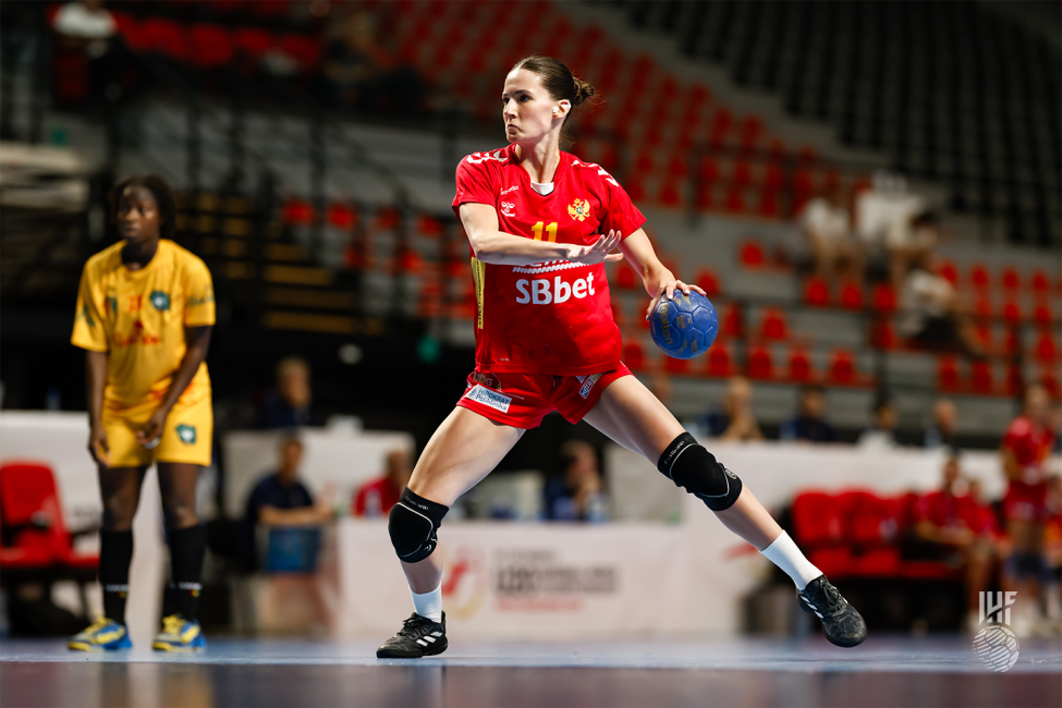 Montenegro player ready to shoot