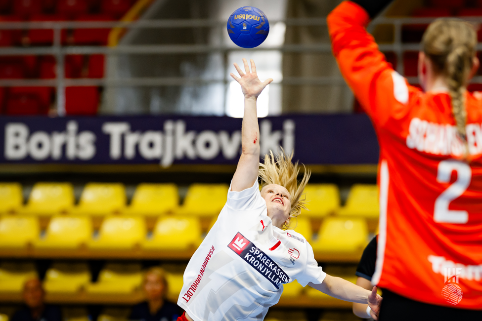 Denmark player shooting