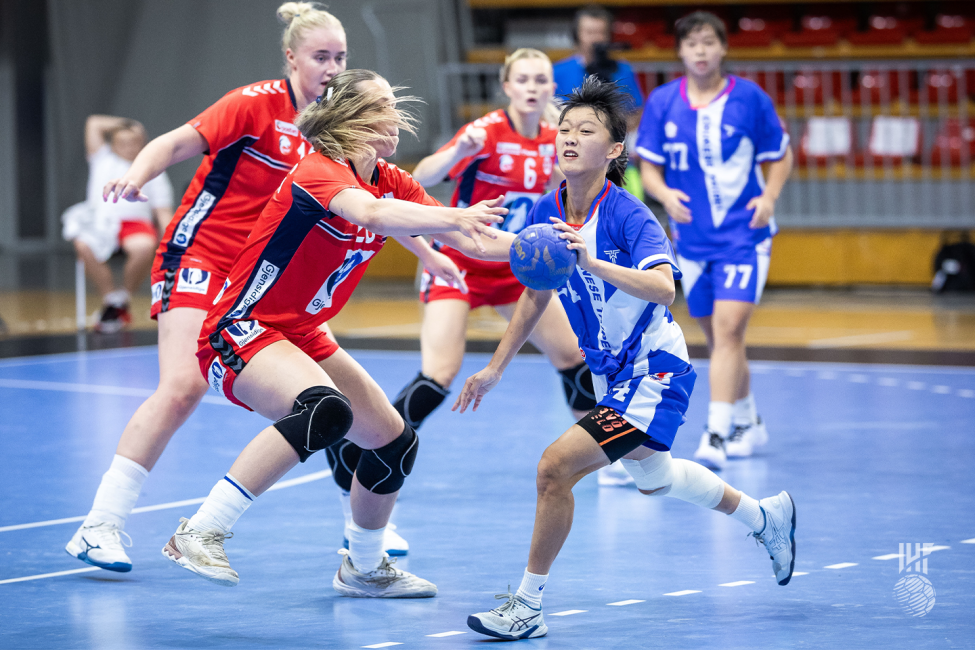 Chinese Taipei attacking