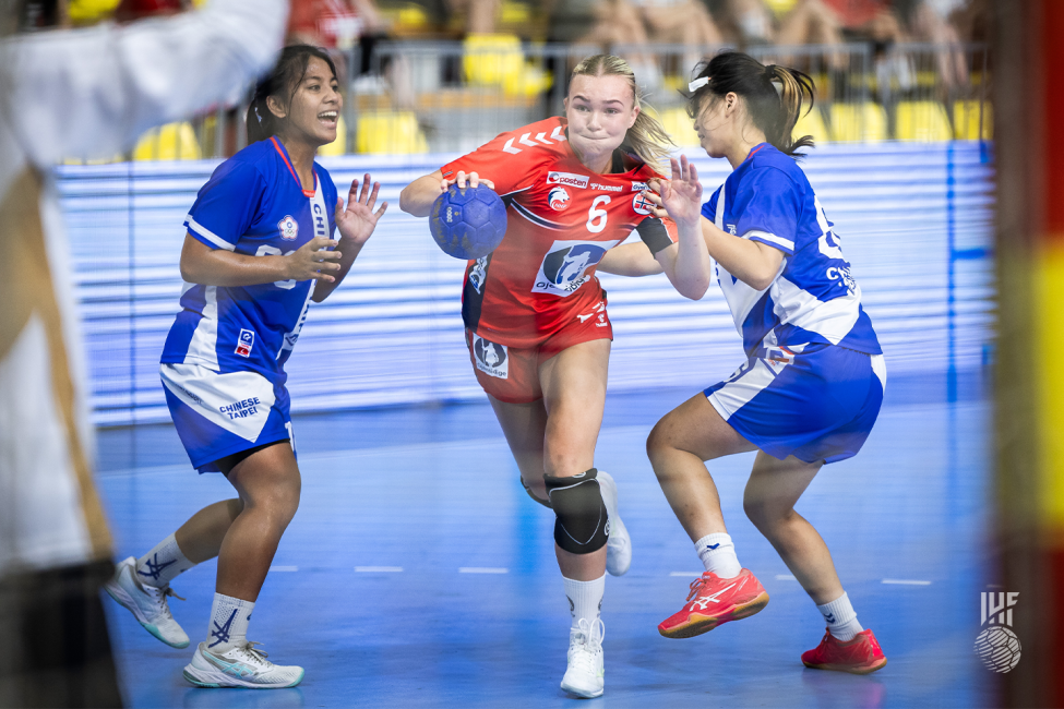 Norway player attacking