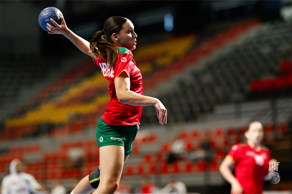 Portugal player shooting