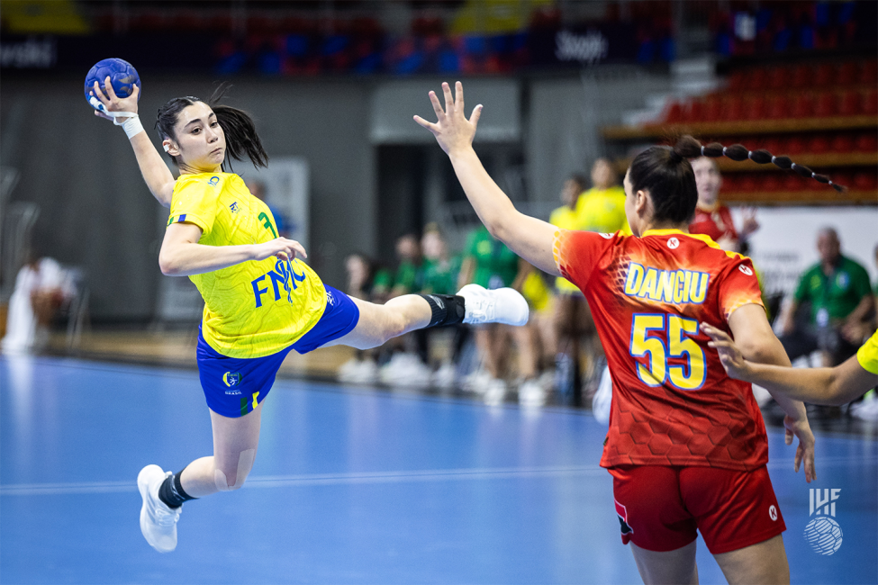 Brazil player shooting