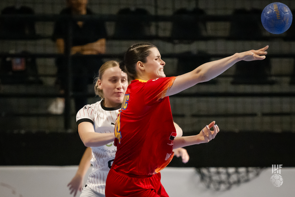 Romania player shooting