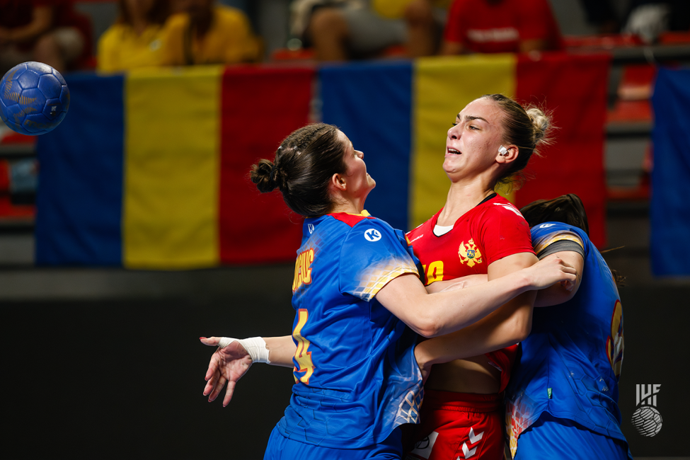 Montenegro player attacking