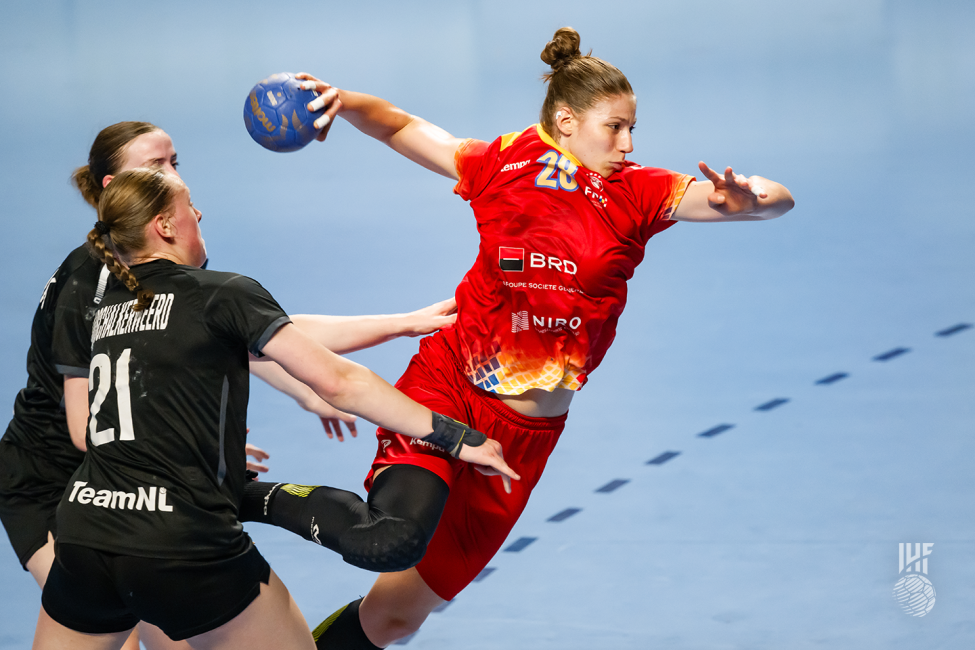 Romania player shooting