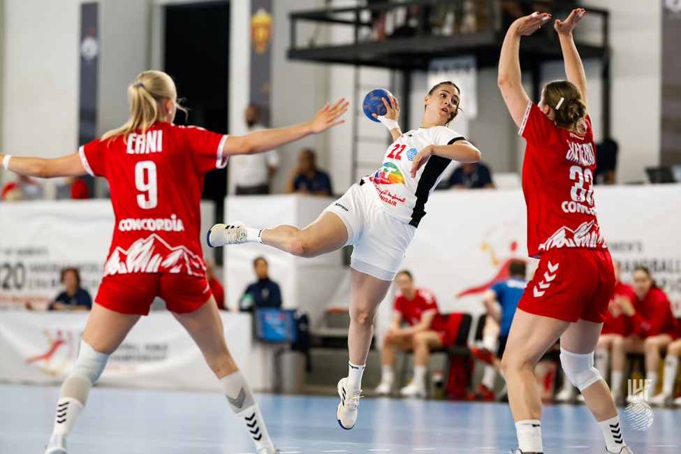 Tunisia player shooting