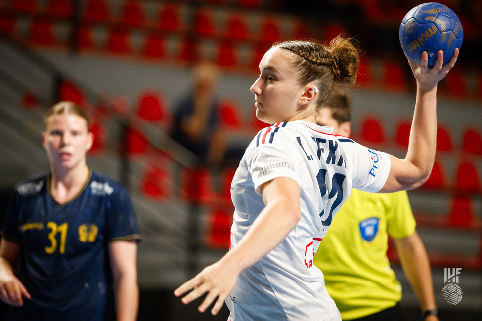 France player shooting