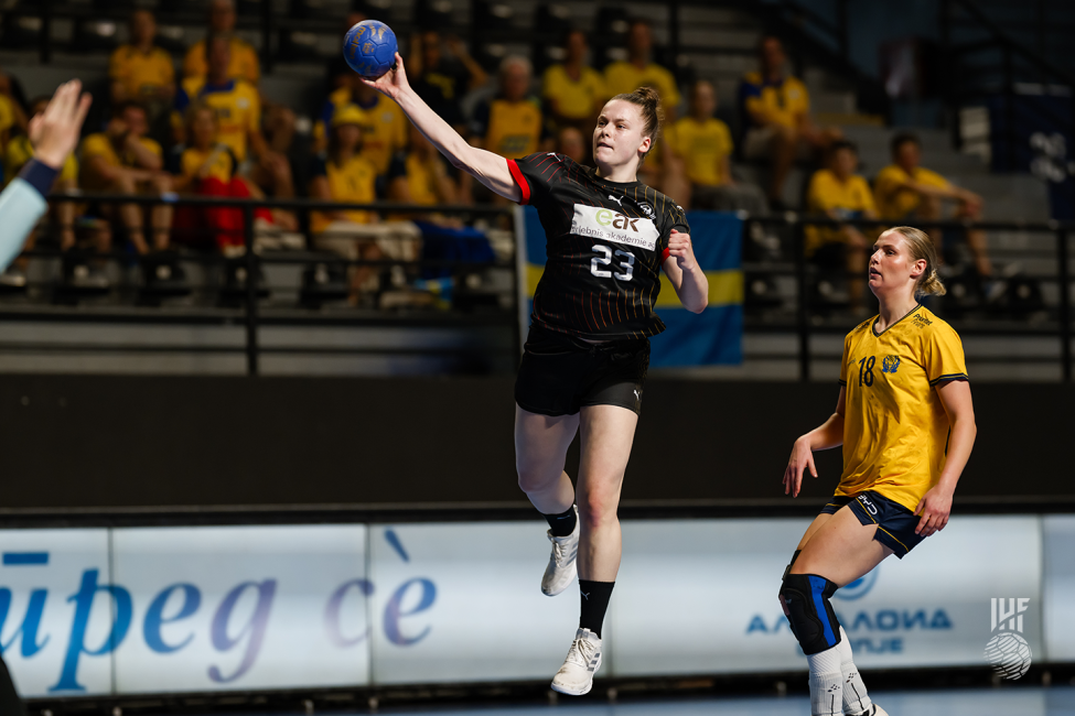 Germany player shooting