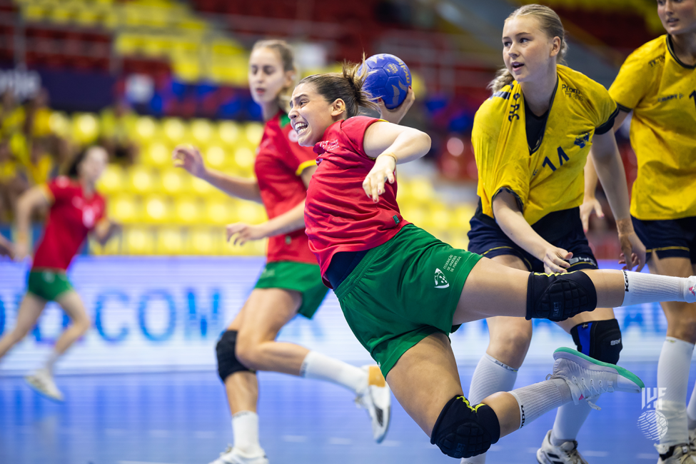 Portugal player shooting