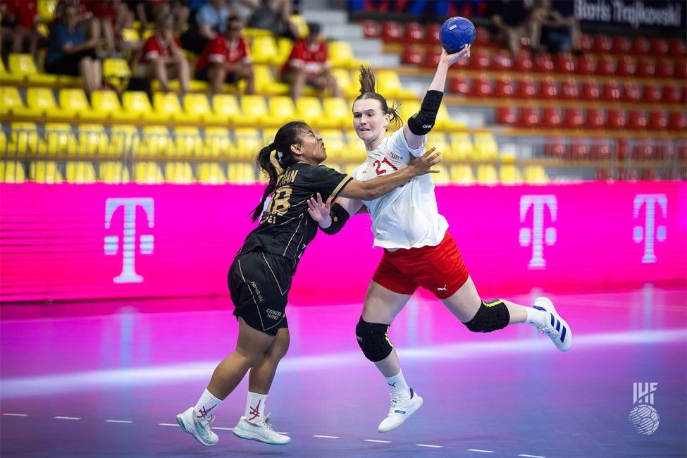 Denmark player shooting