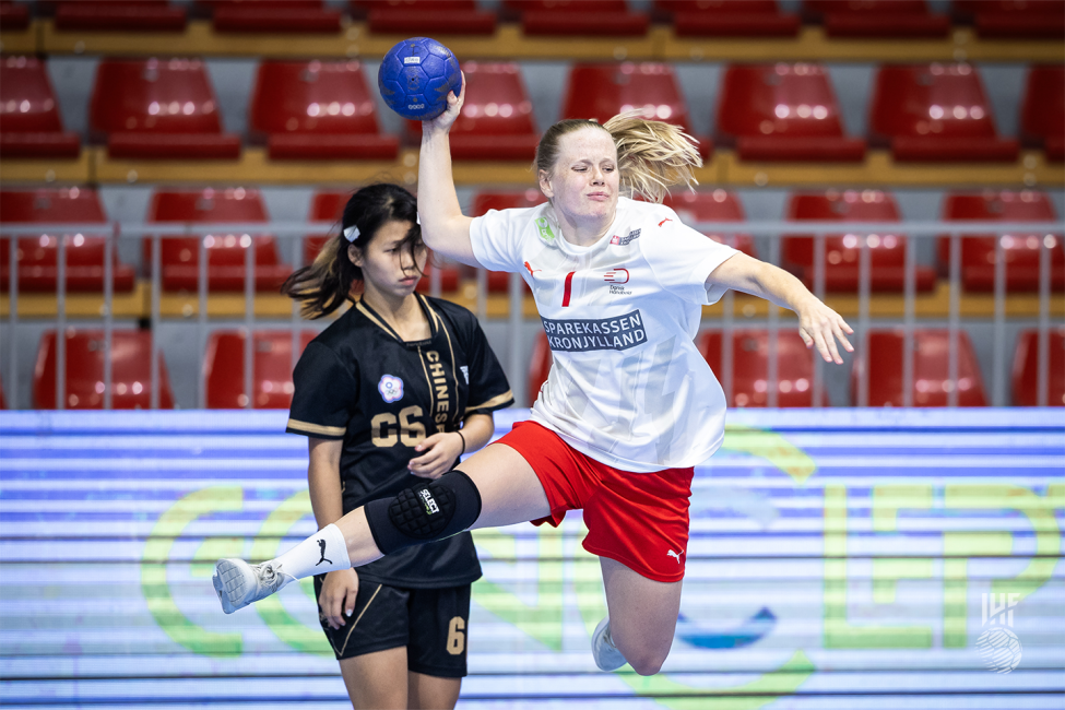 Denmark player shooting