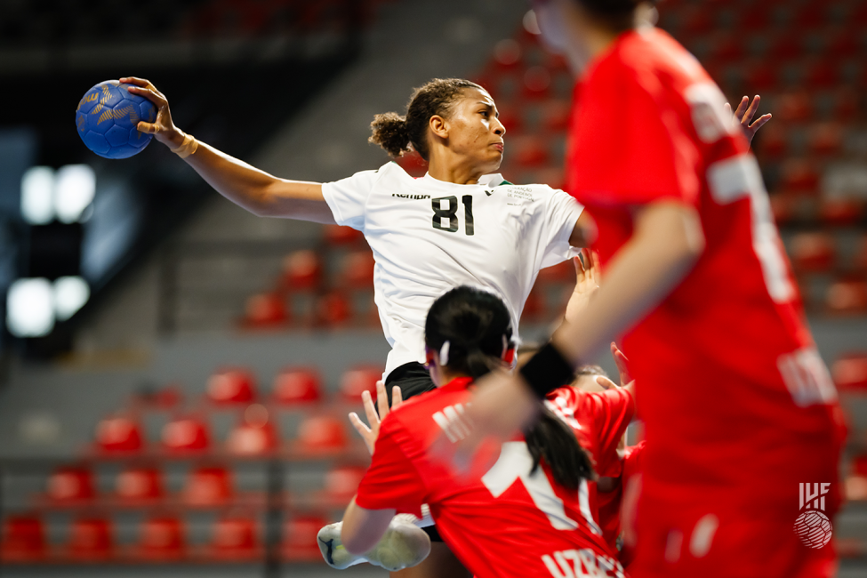 Portugal player shooting