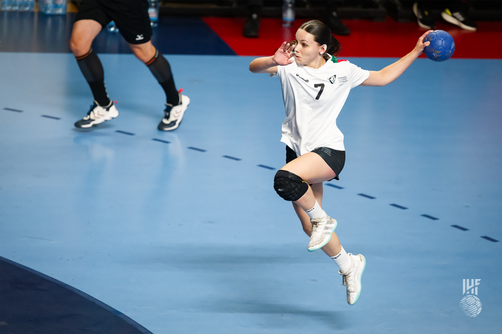 Portugal player shooting