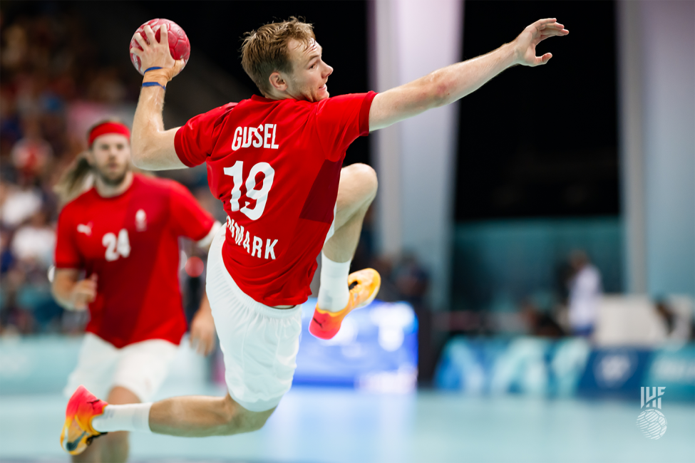 Paris 2024 men's handball Denmark vs Argentina
