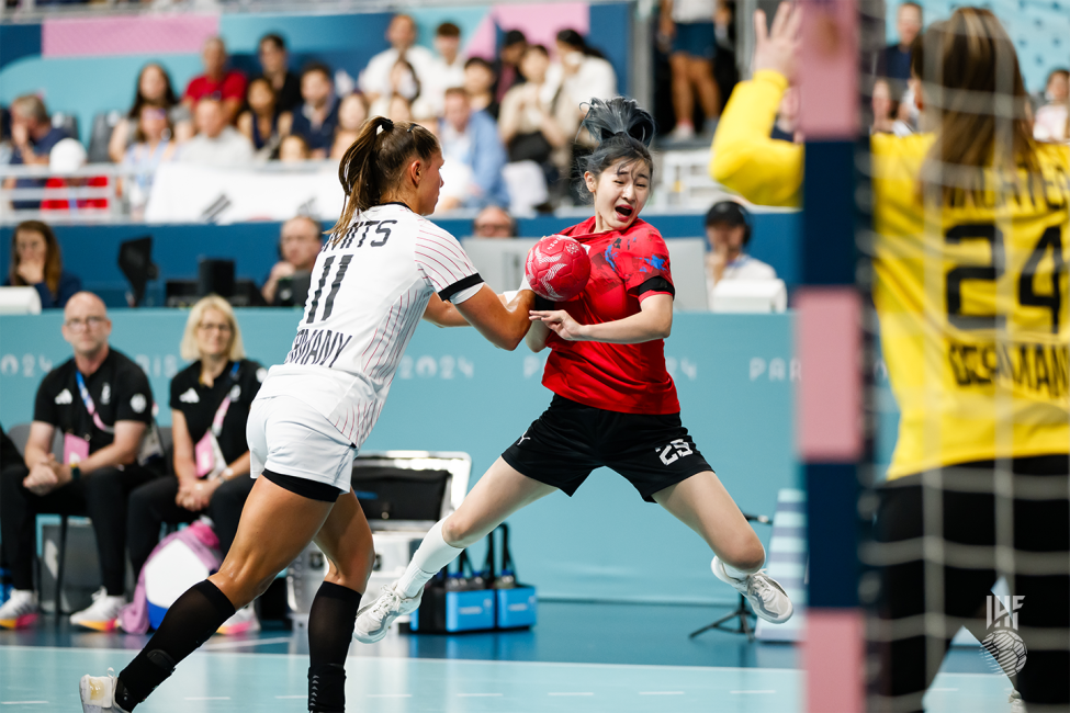 Paris 2024 women's handball Korea