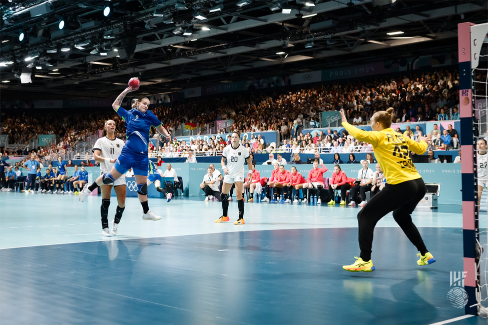 Paris 2024 women's handball Germany vs Slovenia