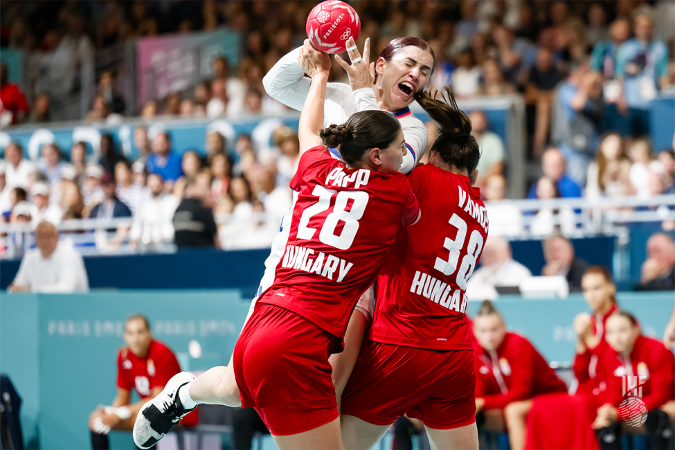 Paris 2024 women's handball France