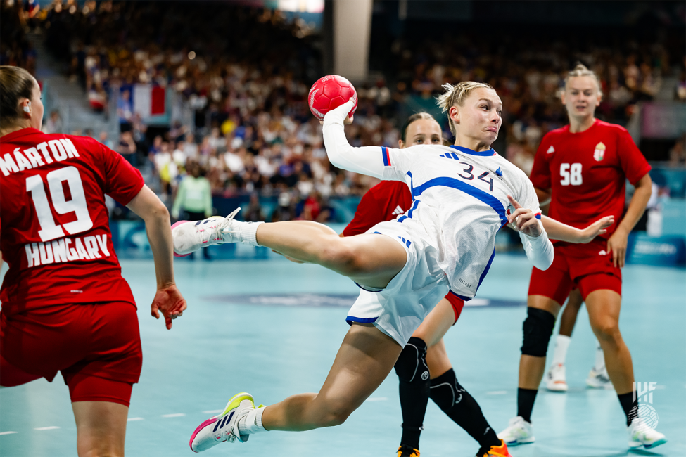 Paris 2024 women's handball France