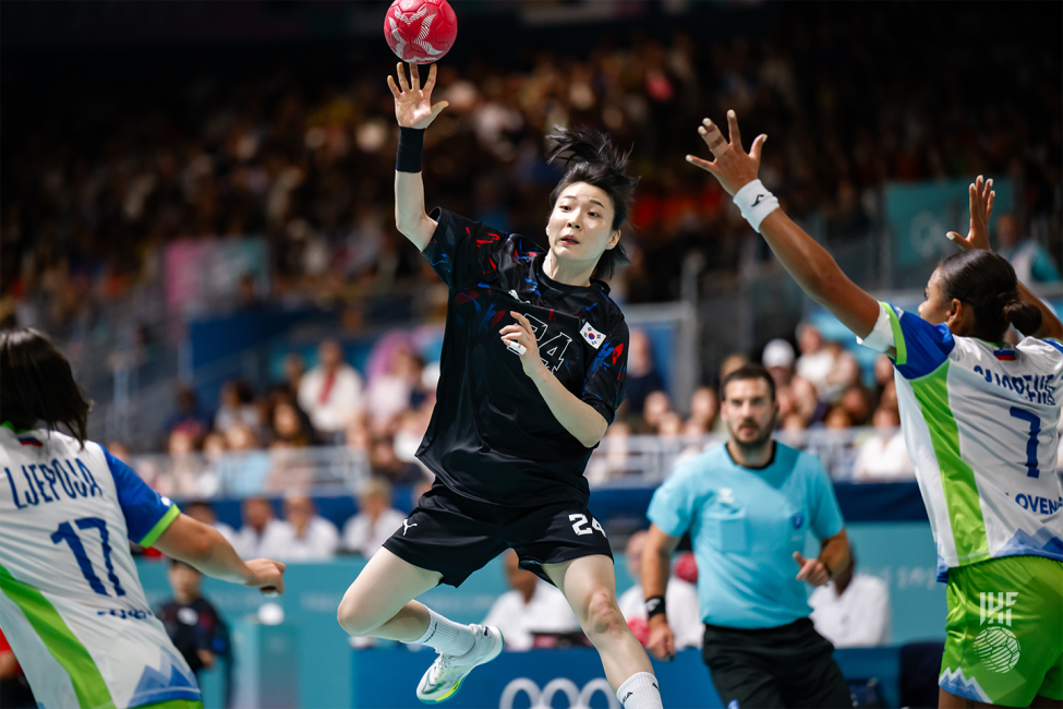 Paris 2024 women's handball Korea