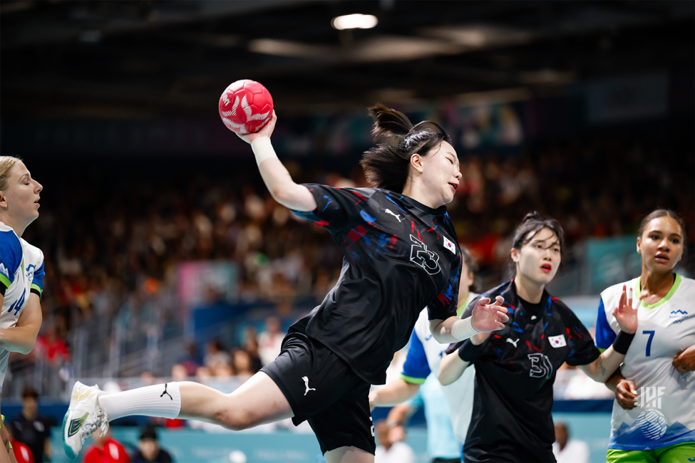 Paris 2024 women's handball Korea
