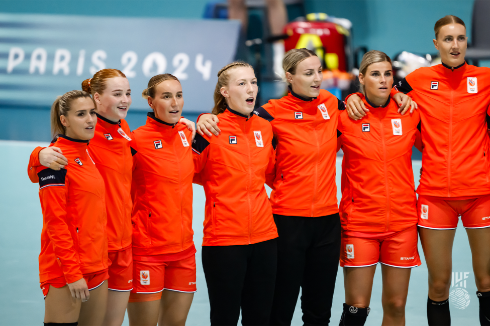 Paris 2024 women's handball Netherlands vs Spain