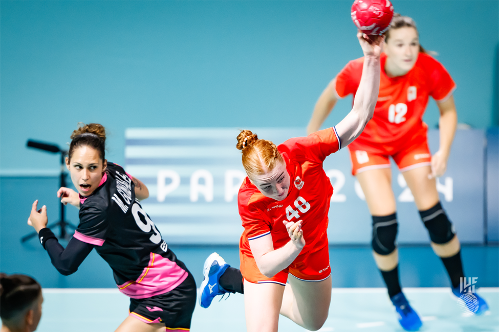 Paris 2024 women's handball Netherlands vs Spain