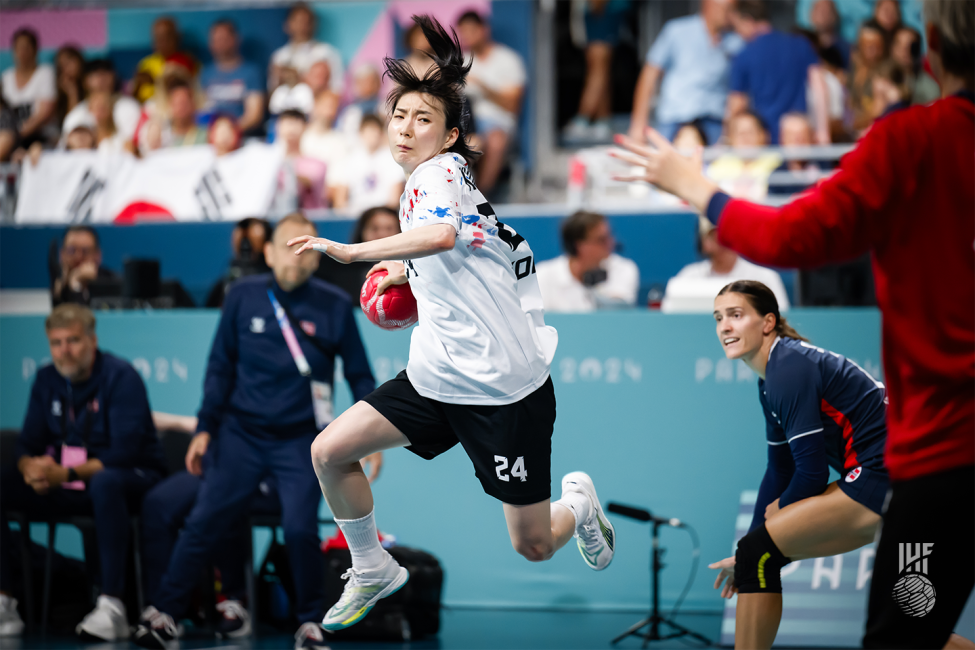 Paris 2024 women's handball Norway vs Republic of Korea