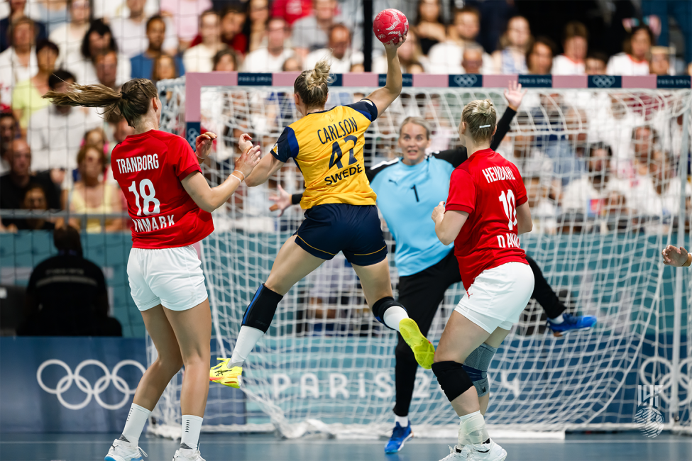 Paris 2024 women's handball Sweden vs Denmark