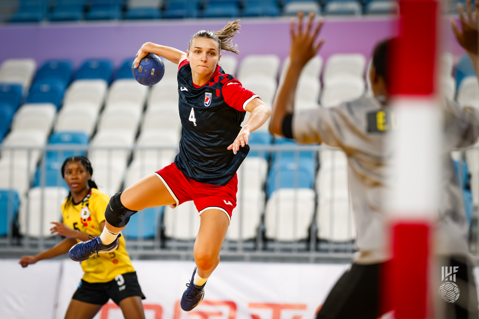 Croatia player shooting