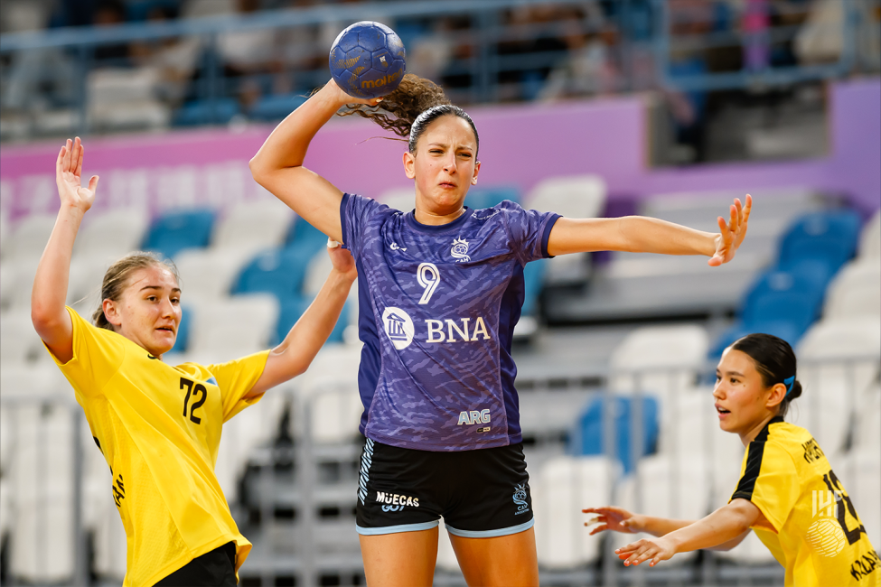 Argentina player shooting