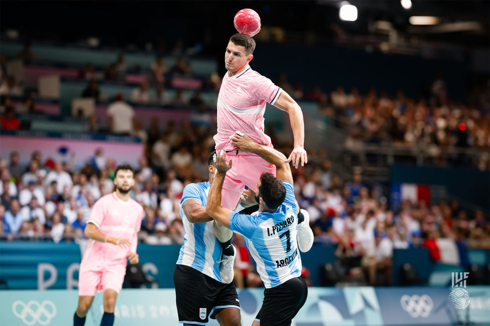 Paris 2024 women's handball Argentina vs France