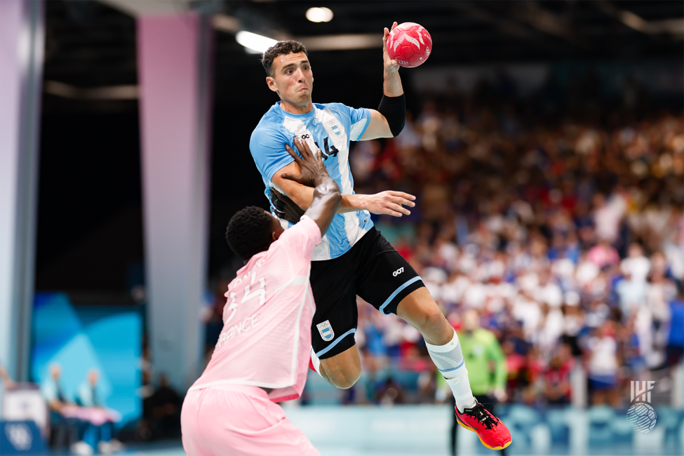 Paris 2024 women's handball Argentina vs France