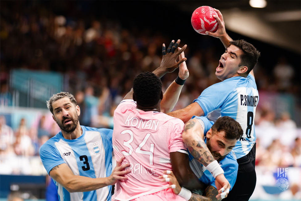 Paris 2024 women's handball Argentina vs France