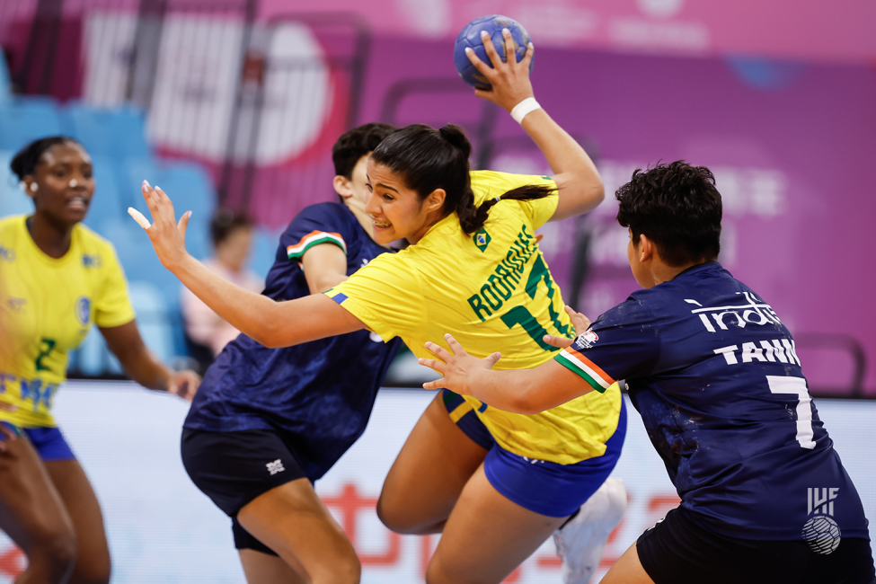 Brazil player shooting