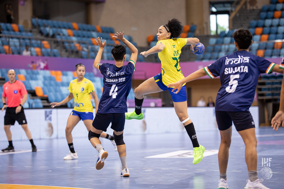 Brazil player shooting