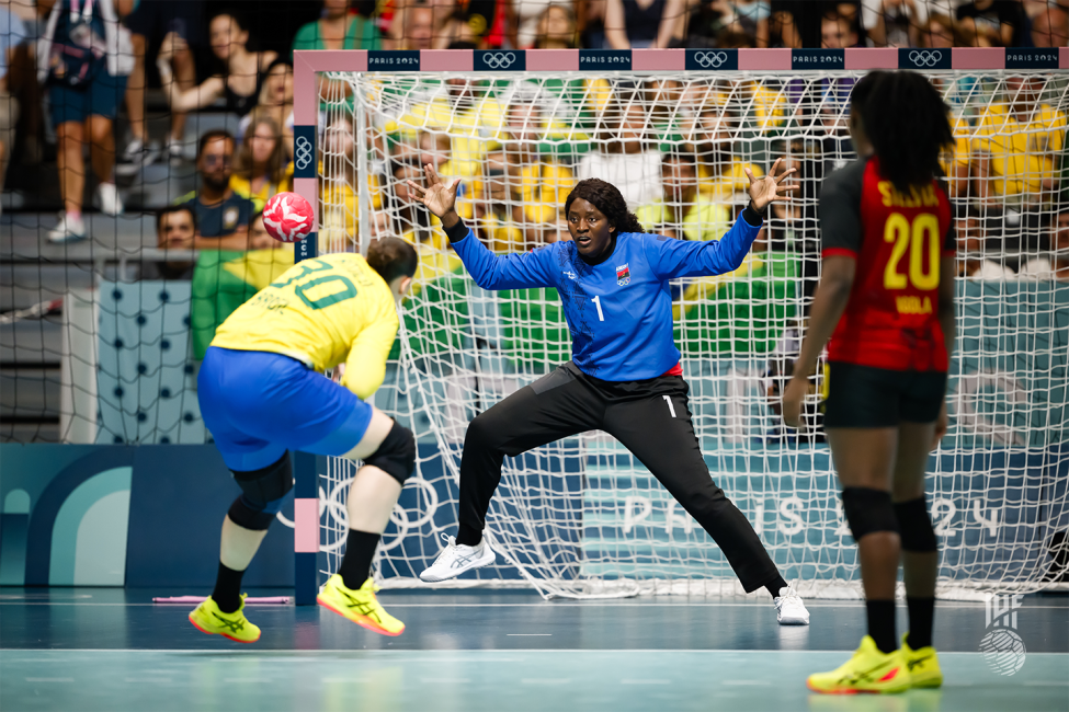 Paris 2024 women's handball Brazil vs Angola