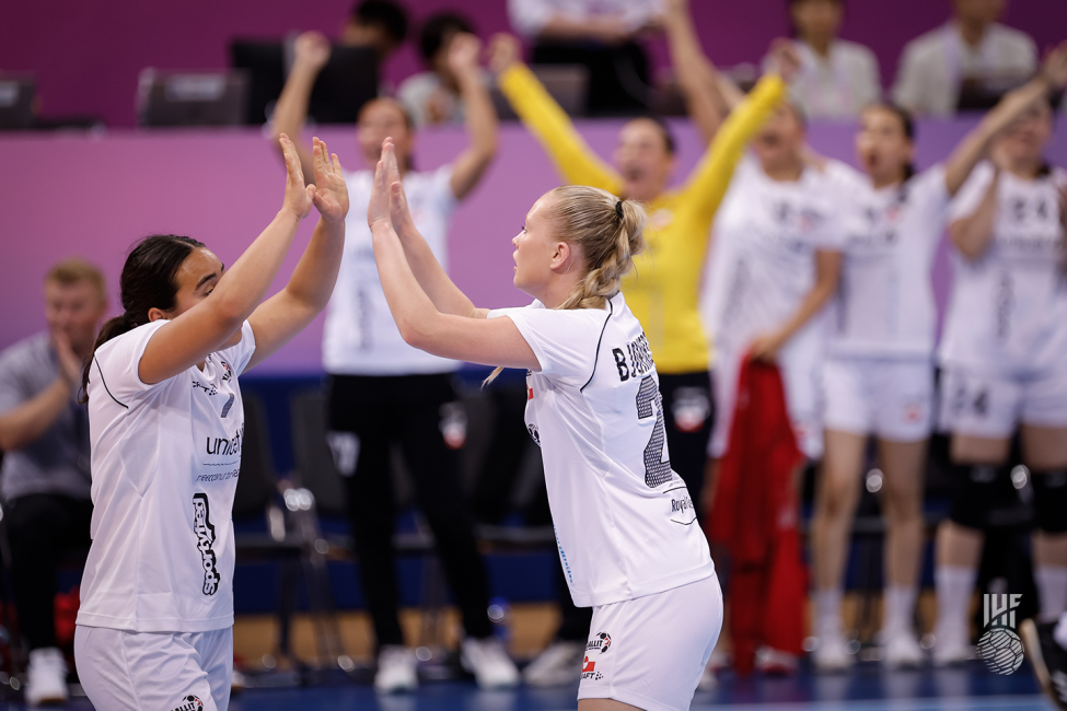 Greenland players celebrating
