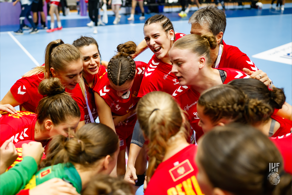Montenegro team time out