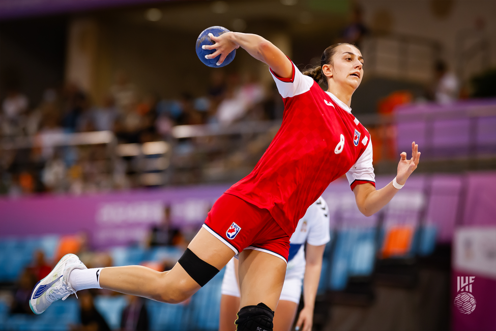 Croatia player shooting