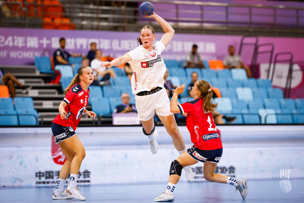 Denmark player shooting
