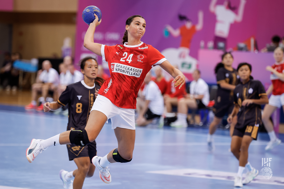 Denmark player shooting