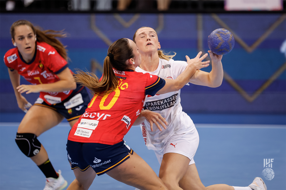 Denmark vs Spain