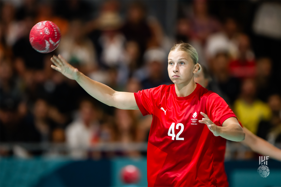 Paris 2024 women's handball Denmark vs Korea